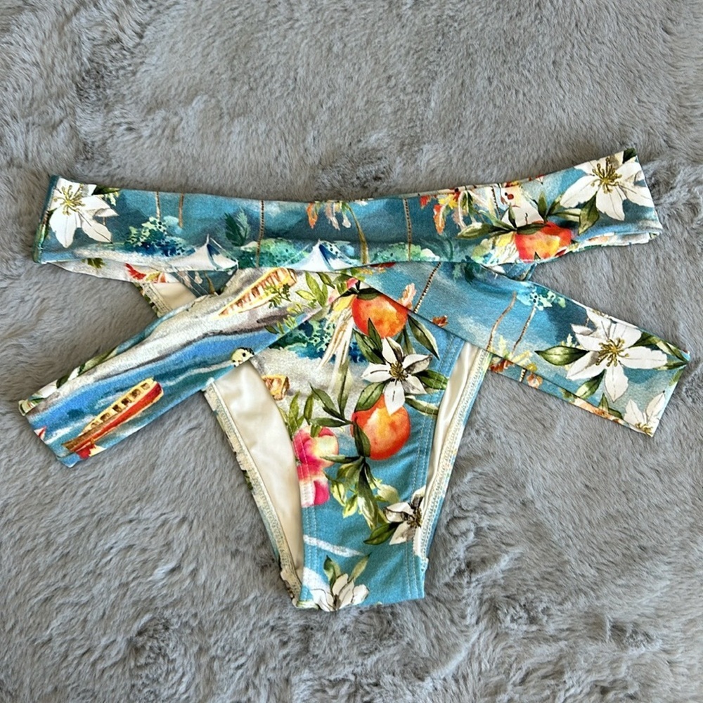 Track & Field Bikini Bkttom size 2